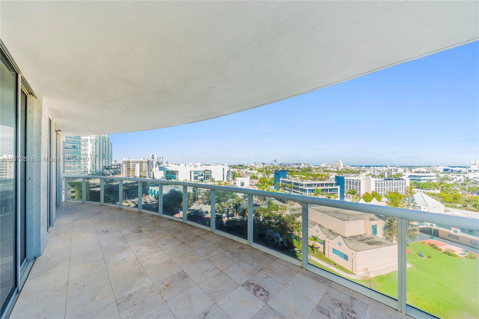 400 Alton Road, Unit 911 Miami Beach, FL 33139 - Photo 4 of 15