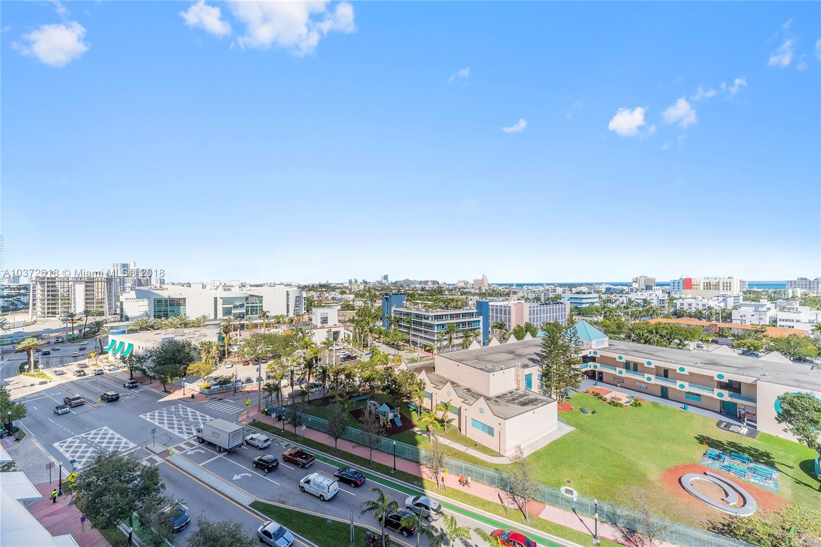 400 Alton Road, Unit 911 Miami Beach, FL 33139 - Photo 5 of 15