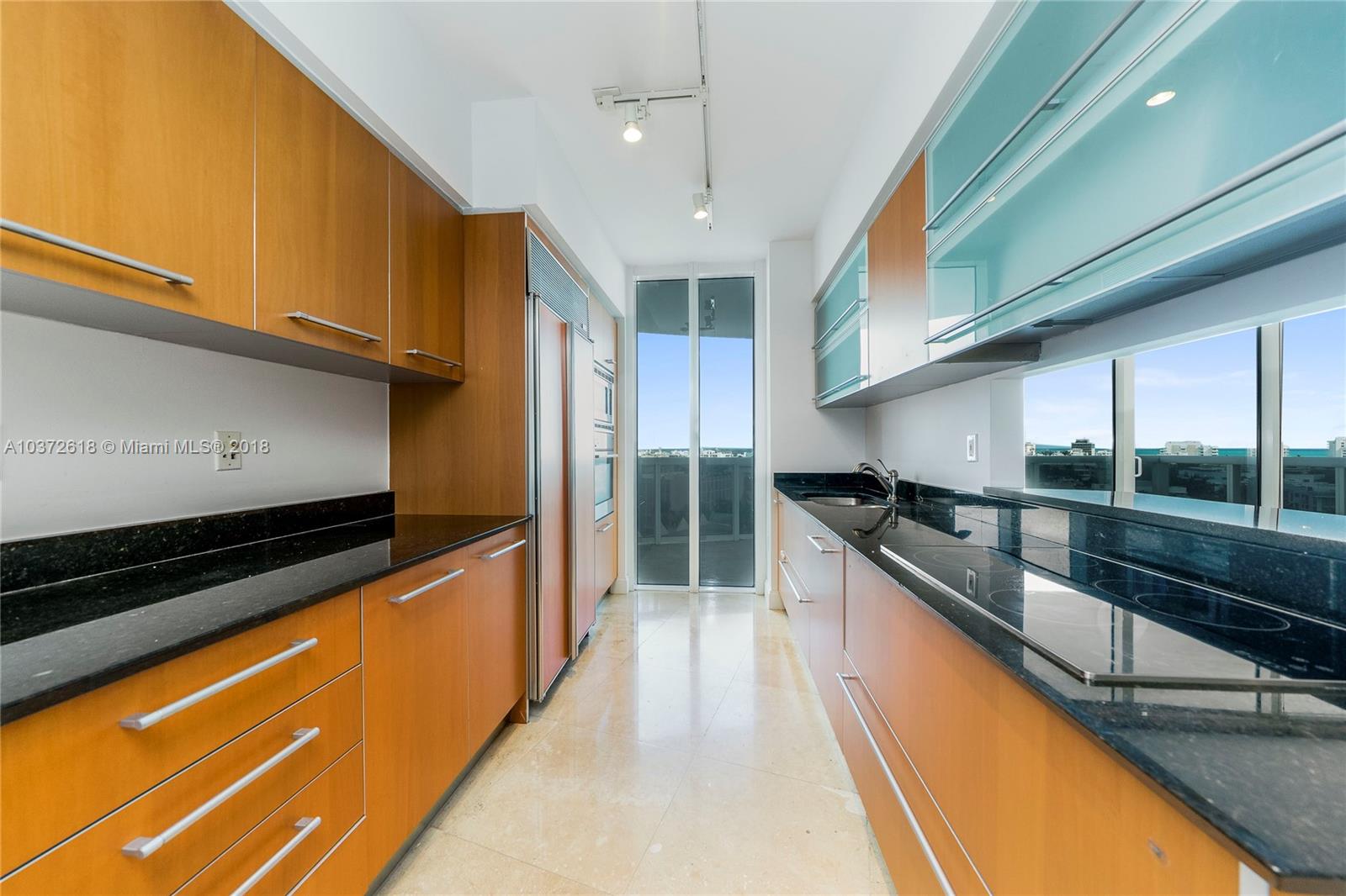 400 Alton Road, Unit 911 Miami Beach, FL 33139 - Photo 10 of 15