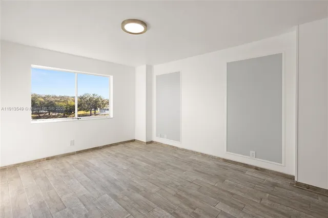 $199,500 | 8020 Hampton Boulevard, Unit 304, North Lauderdale, FL 33068