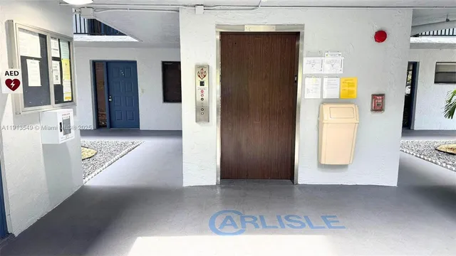 $199,500 | 8020 Hampton Boulevard, Unit 304, North Lauderdale, FL 33068