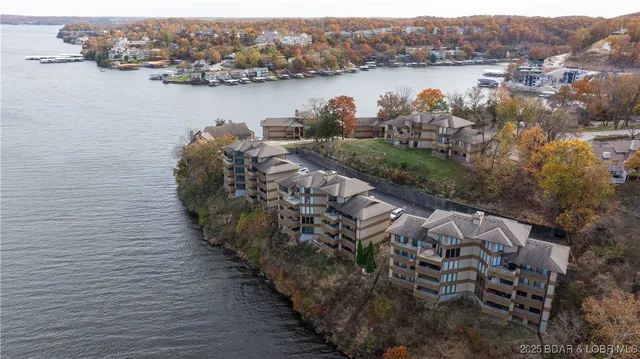 $259,900 | 701 Cedar Drive, Unit 2B, Lake Ozark, MO 65049