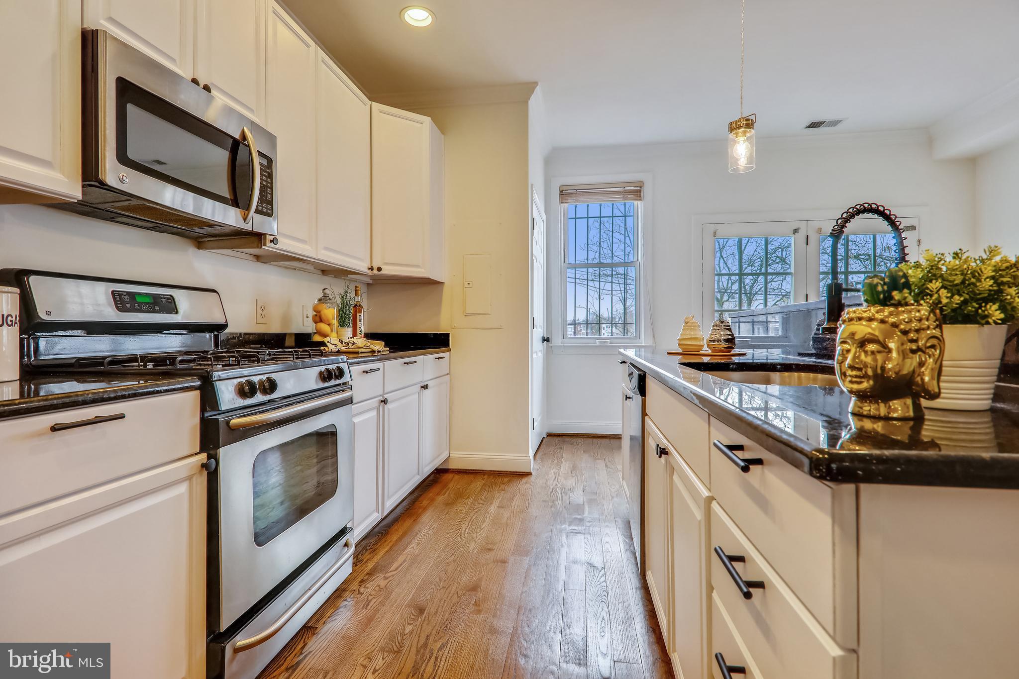 2216 North Capitol Street Northwest Washington, DC 20002 - Photo 12 of 51