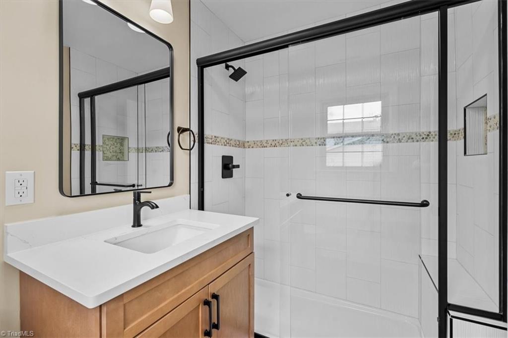 1541 Norwich Road Winston-Salem, NC 27127 - Photo 18 of 38