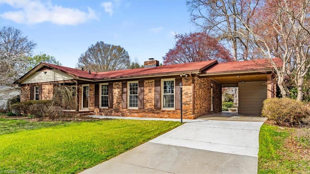 1541 Norwich Road Winston-Salem, NC 27127 - Photo 2 of 38