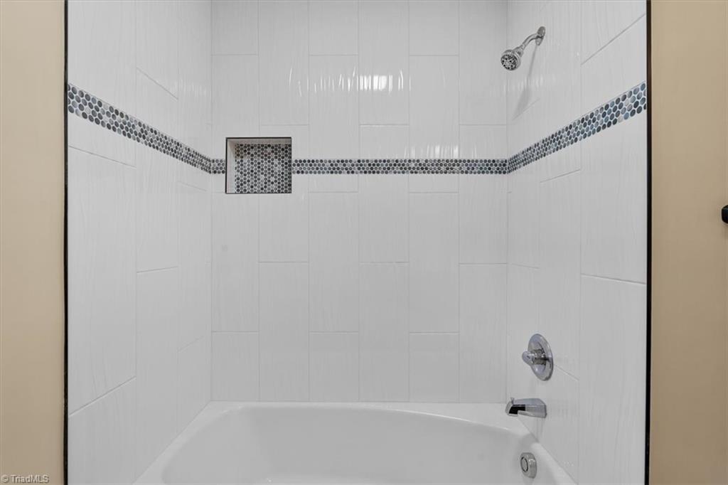 1541 Norwich Road Winston-Salem, NC 27127 - Photo 22 of 38