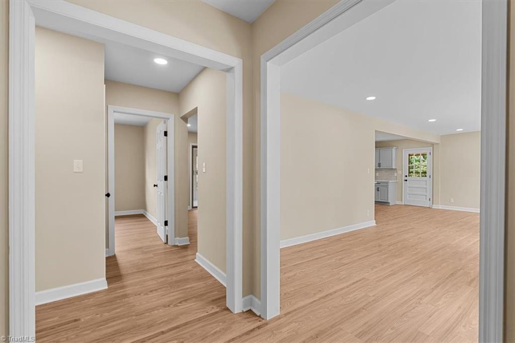 1541 Norwich Road Winston-Salem, NC 27127 - Photo 3 of 38