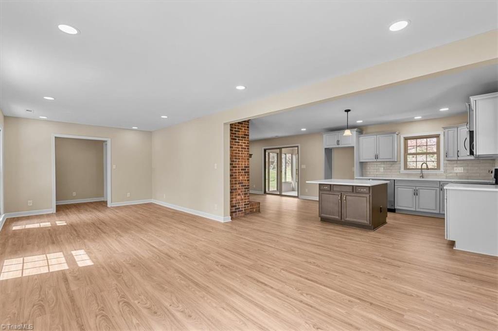 1541 Norwich Road Winston-Salem, NC 27127 - Photo 6 of 38