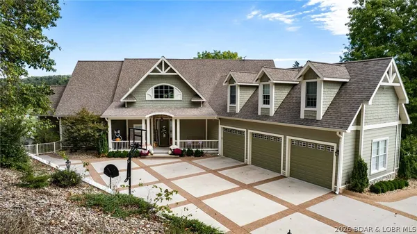 $1,400,000 | 323 Cherry Hill Drive, Lake Ozark, MO 65049