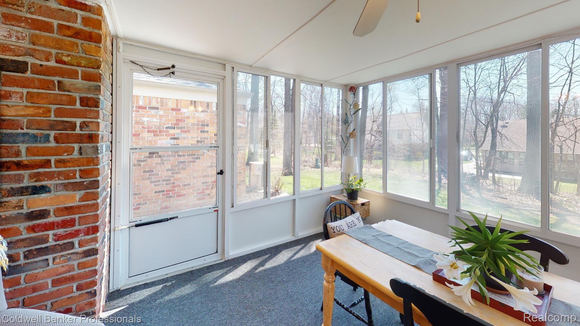 4411 Patrick Road West Bloomfield, MI 48322 - Photo 21 of 23 Three Season Sun-Room