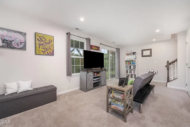 $1,995 | 372 Amber Acorn Avenue, Raleigh, NC 27603