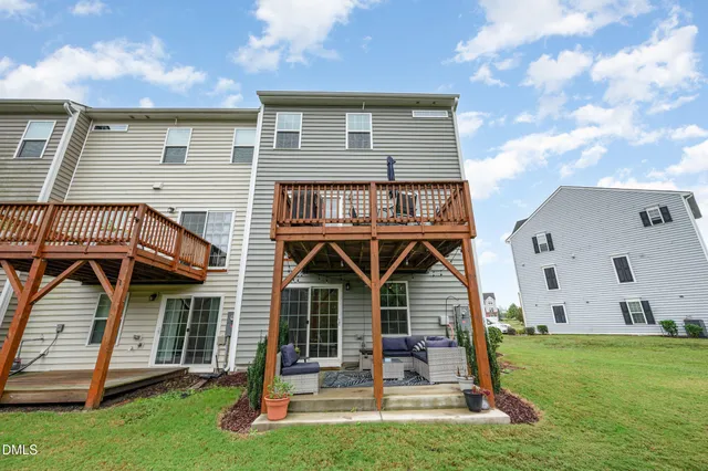 $1,995 | 372 Amber Acorn Avenue, Raleigh, NC 27603