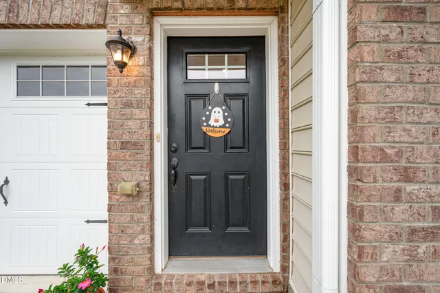 $1,995 | 372 Amber Acorn Avenue, Raleigh, NC 27603