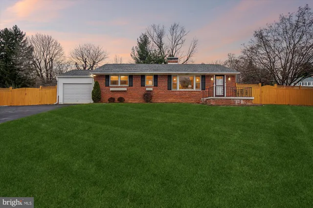 $399,000 | 5708 Lakeview Drive, Frederick, MD 21702