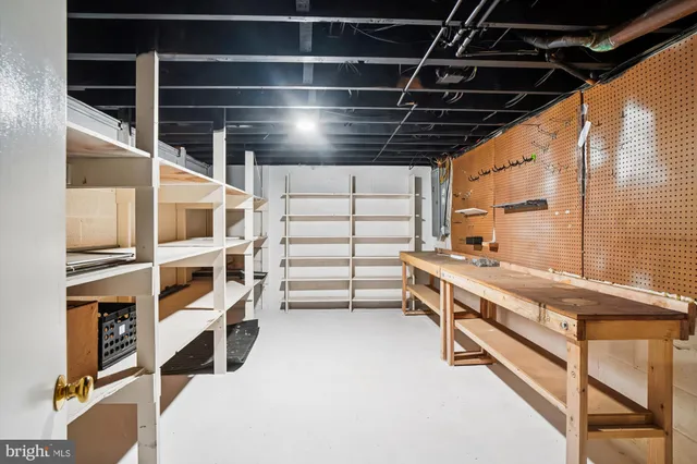 $399,000 | 5708 Lakeview Drive, Frederick, MD 21702