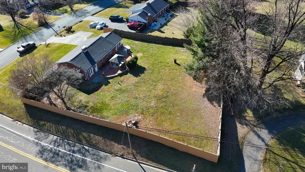 $440,000 | 5708 Lakeview Drive, Frederick, MD 21702