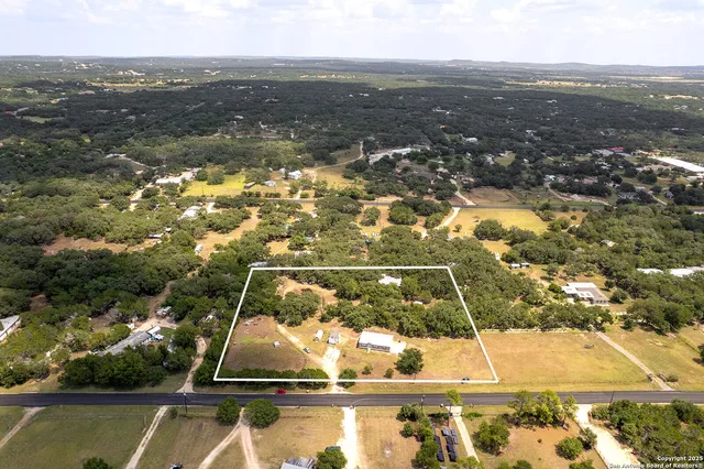 $400,000 | 30940 Bartels Road, Bulverde, TX 78163