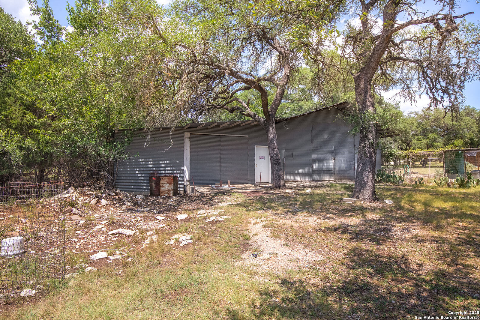 30940 Bartels Road Bulverde, TX 78163 - Photo 5 of 25