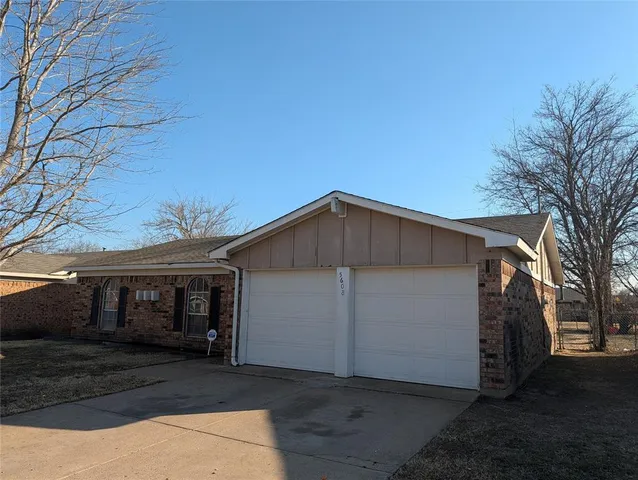 $1,850 | 5608 Burton Avenue, Fort Worth, TX 76119