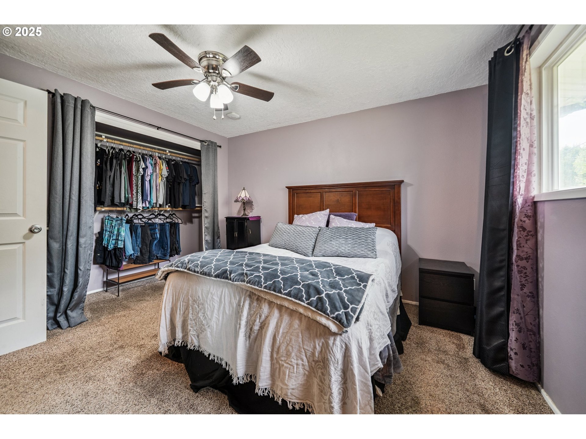 3905 Southwest 174th Avenue Beaverton, OR 97078 - Photo 4 of 33