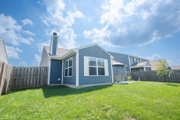 $304,999 | 848 Coralberry Lane, Greenwood, IN 46143