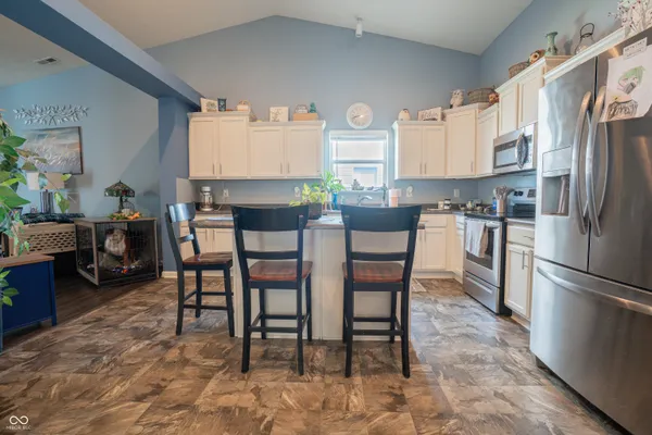 $304,999 | 848 Coralberry Lane, Greenwood, IN 46143