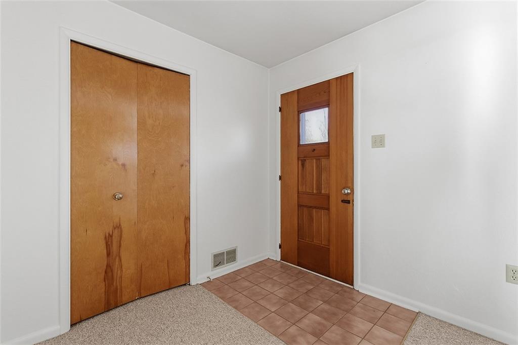 93 Stonesipher Road Oakdale, PA 15071 - Photo 7 of 36 a view of an empty room