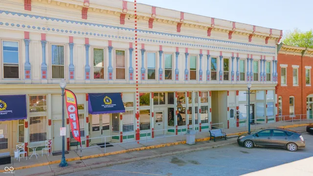 $325,000 | 28 North Washington Street, Knightstown, IN 46148