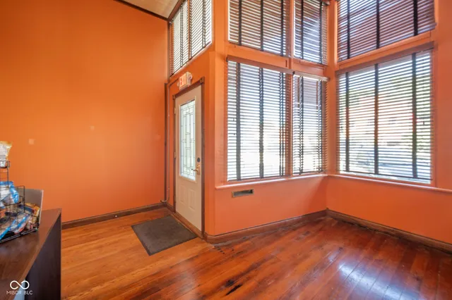 $325,000 | 28 North Washington Street, Knightstown, IN 46148