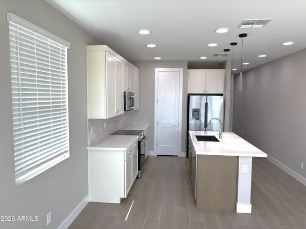 $2,725 | 1019 East Pasadena Avenue, Phoenix, AZ 85014