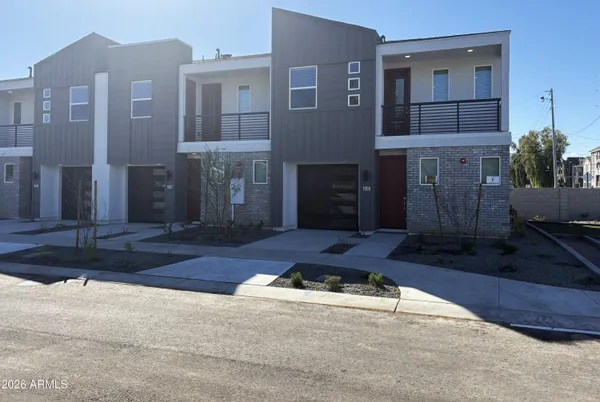 $2,725 | 1019 East Pasadena Avenue, Phoenix, AZ 85014