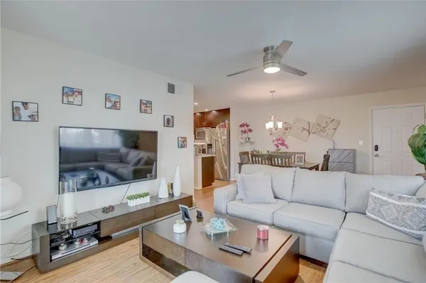 $2,199 | 2990 Northeast 16th Avenue, Unit 301, Oakland Park, FL 33334