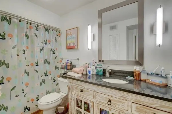 $2,199 | 2990 Northeast 16th Avenue, Unit 301, Oakland Park, FL 33334