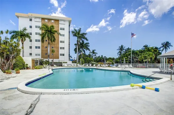 $2,199 | 2990 Northeast 16th Avenue, Unit 301, Oakland Park, FL 33334