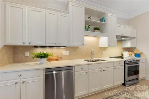 $795,000 | 4431 Mottisfont Abbey Lane, Charlotte, NC 28226