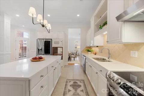 $795,000 | 4431 Mottisfont Abbey Lane, Charlotte, NC 28226