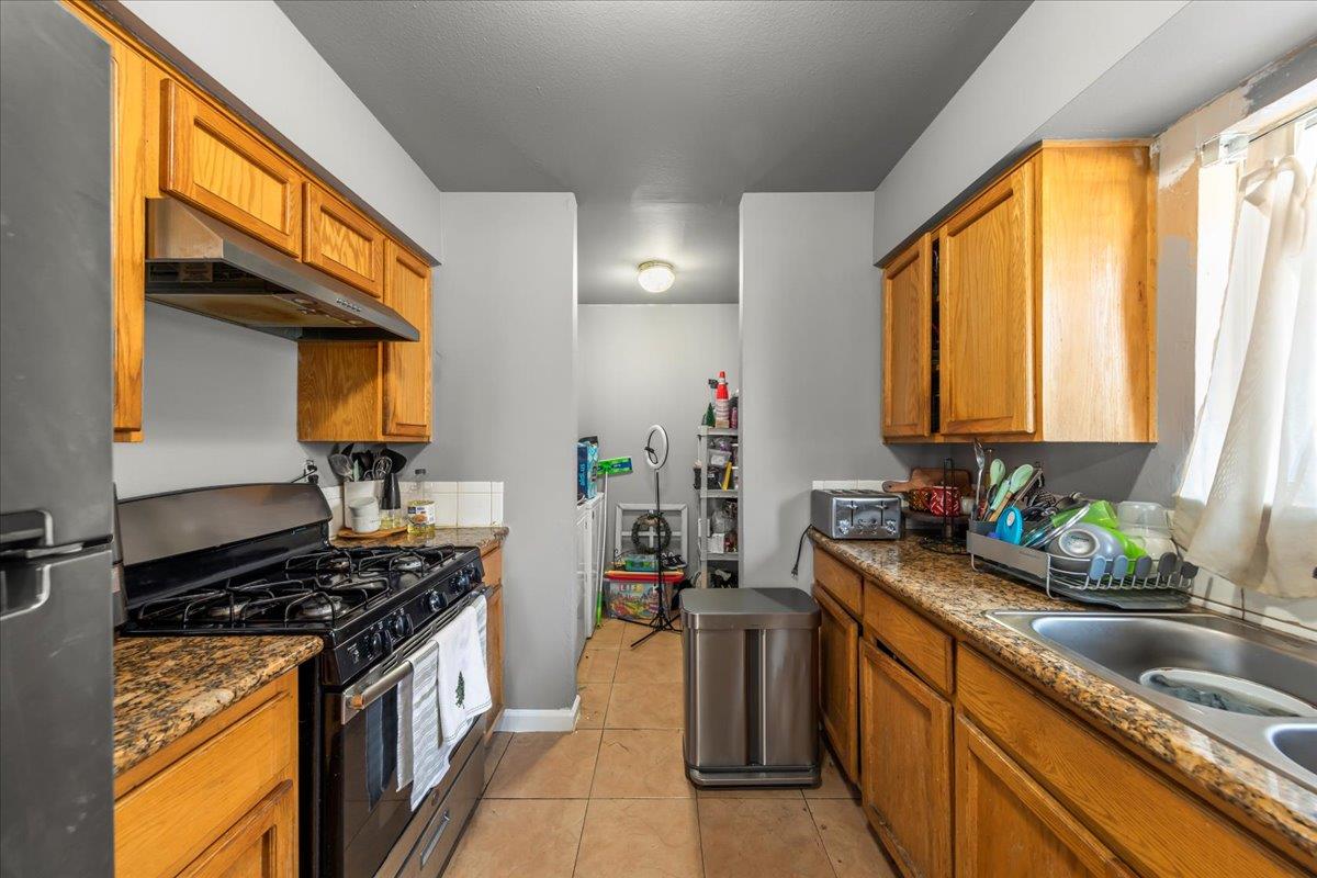2710 Carver Road Modesto, CA 95350 - Photo 25 of 39 Gallery Image 25