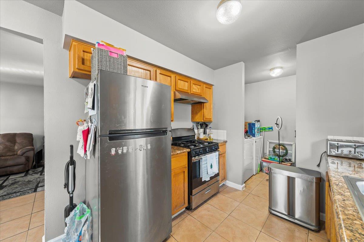 2710 Carver Road Modesto, CA 95350 - Photo 27 of 39 Gallery Image 27