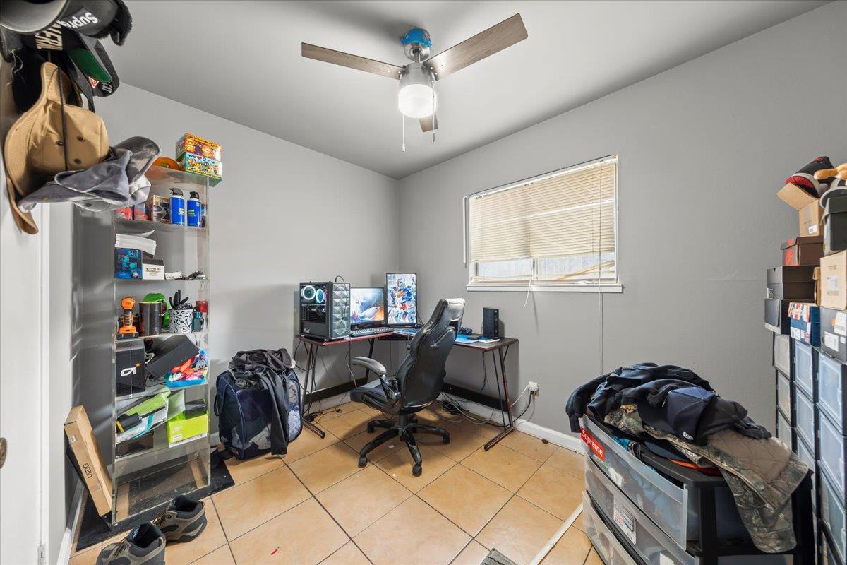 2710 Carver Road Modesto, CA 95350 - Photo 31 of 39 Gallery Image 31