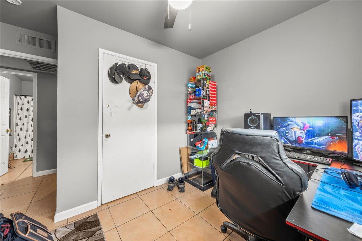 2710 Carver Road Modesto, CA 95350 - Photo 32 of 39 Gallery Image 32