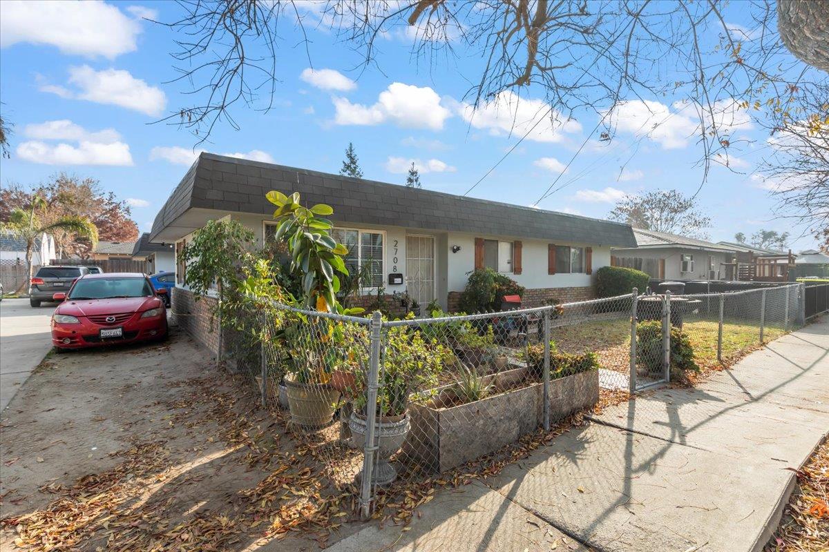 2710 Carver Road Modesto, CA 95350 - Photo 38 of 39 Gallery Image 38