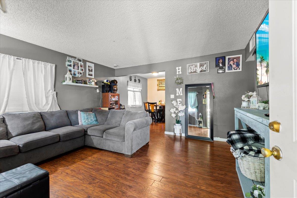 2710 Carver Road Modesto, CA 95350 - Photo 6 of 39 Gallery Image 6