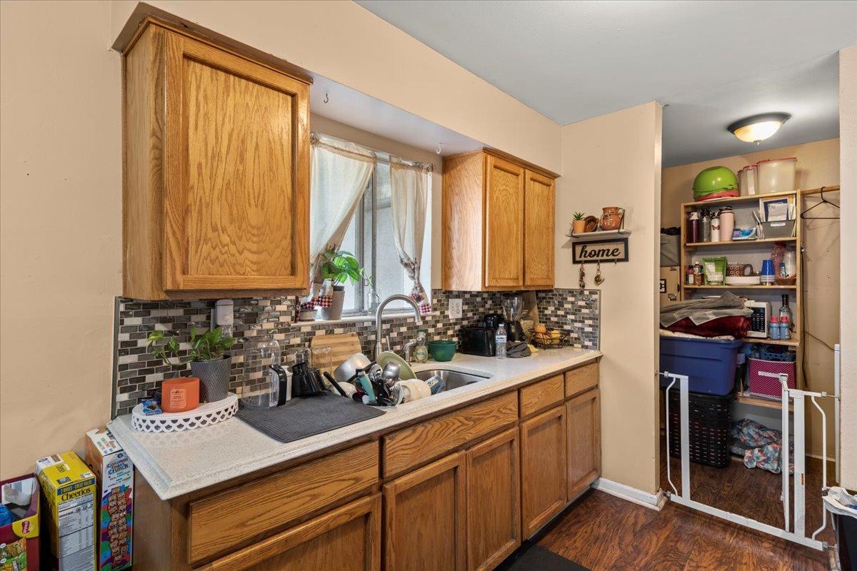 2710 Carver Road Modesto, CA 95350 - Photo 8 of 39 Gallery Image 8
