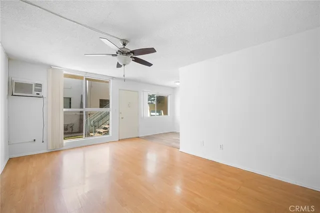 $1,950 | 208 East Chevy Chase Drive, Unit 1, Glendale, CA 91205