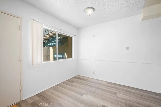 $1,950 | 208 East Chevy Chase Drive, Unit 1, Glendale, CA 91205