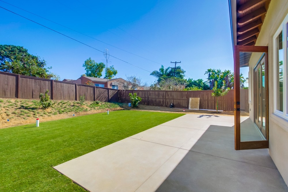 185 Pacific View Lane Encinitas, CA 92024 - Photo 14 of 15 Gallery Image 14
