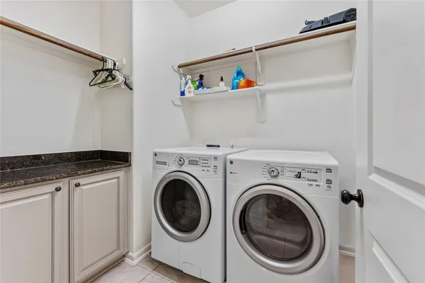 $280,000 | 228 Cheswood Forest Place, Montgomery, TX 77316