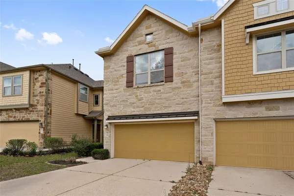 $280,000 | 228 Cheswood Forest Place, Montgomery, TX 77316