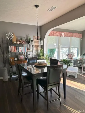 $539,900 | 5472 West Hoge Drive, Bloomington, IN 47403