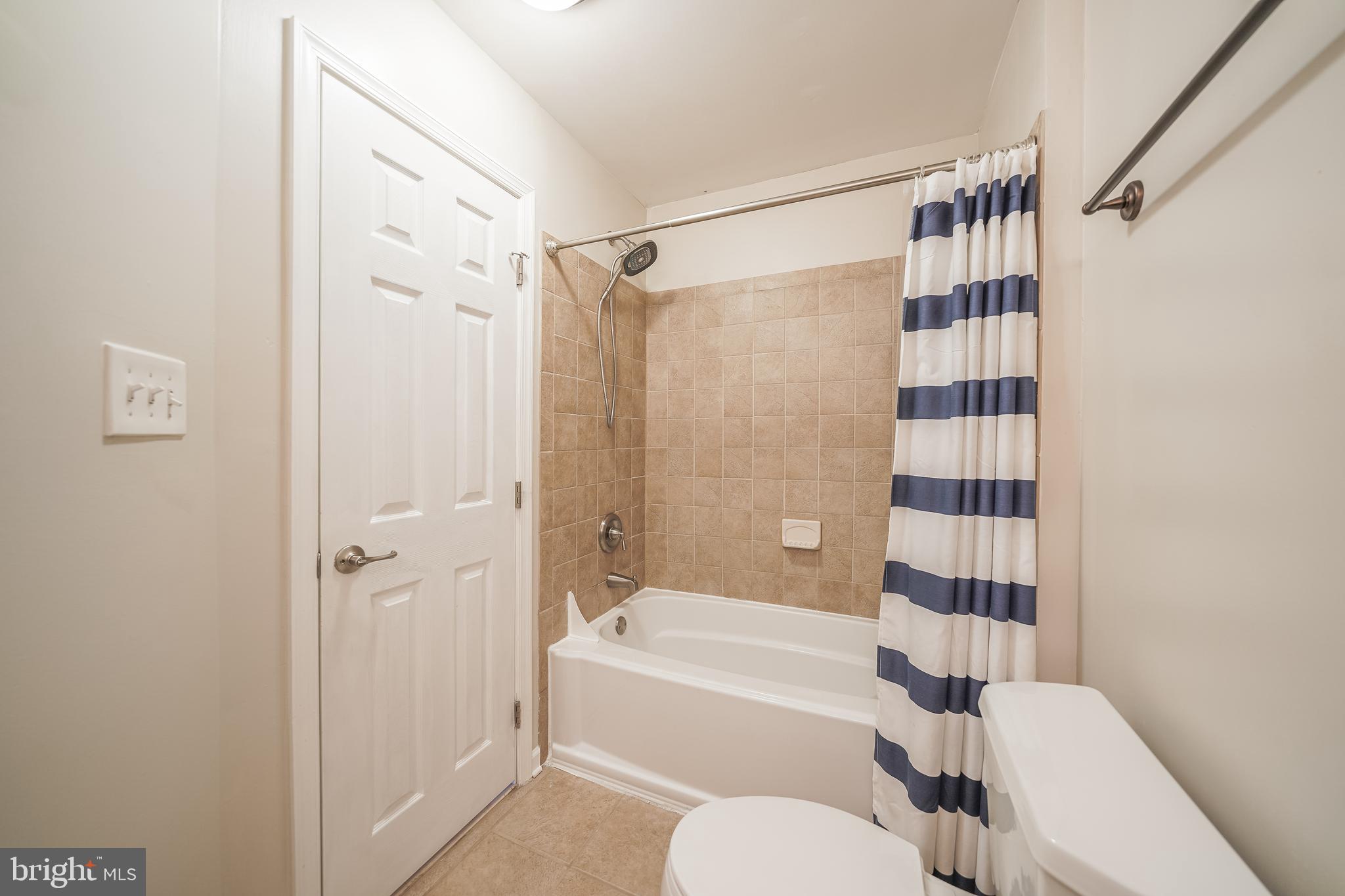 7926 Rustling Bark Court Ellicott City, MD 21043 - Photo 23 of 40